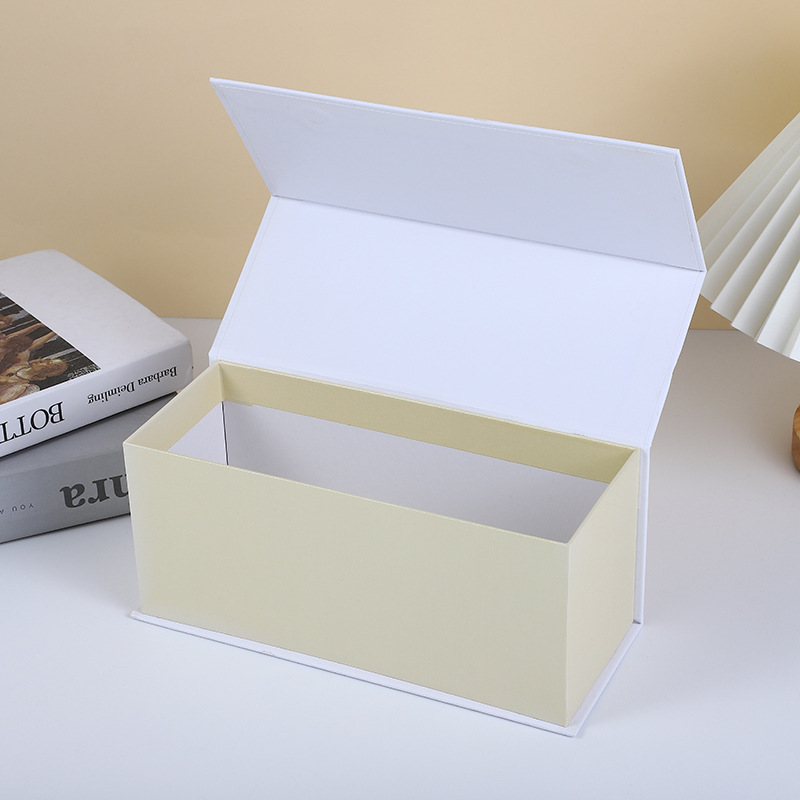 Gift Boxes with Magnetic Closure